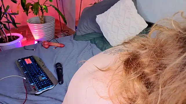 Chat +18 de LinaQik ao vivo