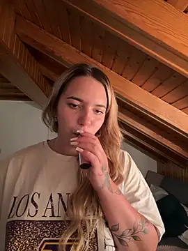 Naomi-Klein Live XXX Chat