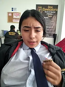 Angela__05 élő XXX-chatje
