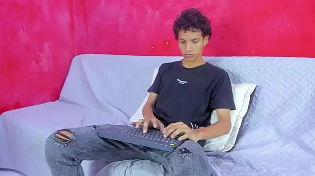 AXEL_DESIRE's Live XXX Chat