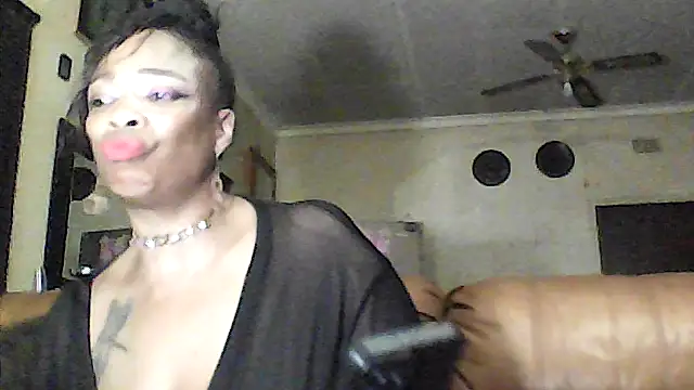 Gucci_Bx Chat XXX live