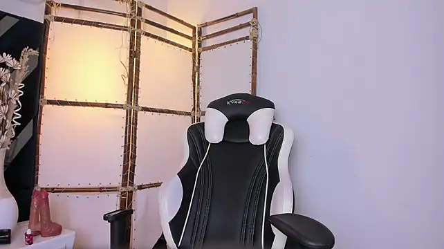 Flor_pink Chat XXX live