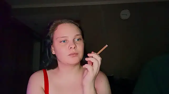 SweetPiggyx's Live XXX Chat