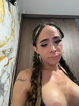 Mydreams69 XXX чат на живо
