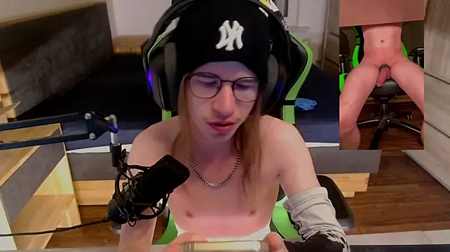 Chat +18 de YoungSebi ao vivo
