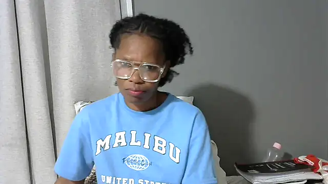 Chat +18 de sassysiren ao vivo