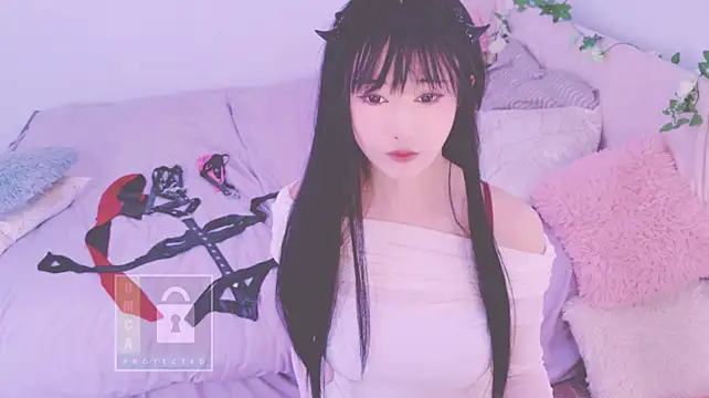 LongoriaEva élő XXX-chatje