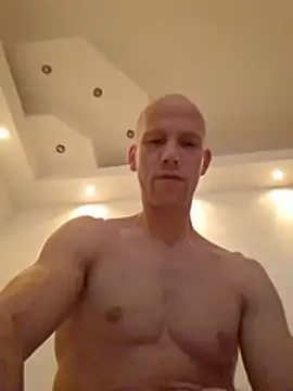 genaroo38 Live XXX Chat