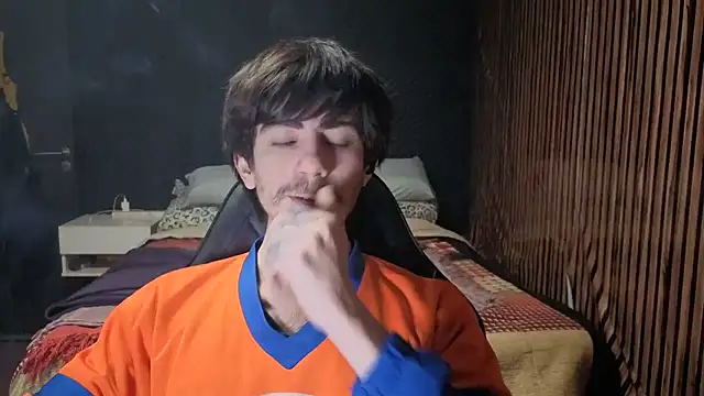 skinny-bwc's Live XXX Chat