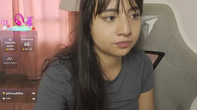 EmmitaGarcia's Live XXX Chat