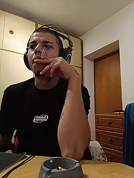 Saint_LexVII – Naživo XXX chat