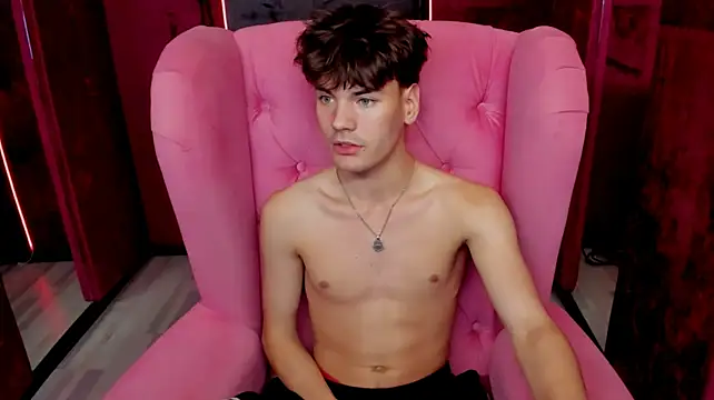 Chat +18 de Kamal_Kramer ao vivo