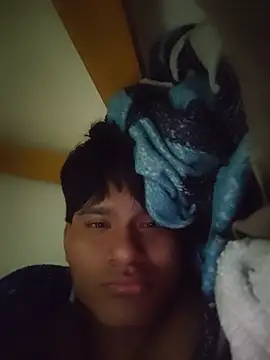 Chat +18 de StefanoG17 ao vivo