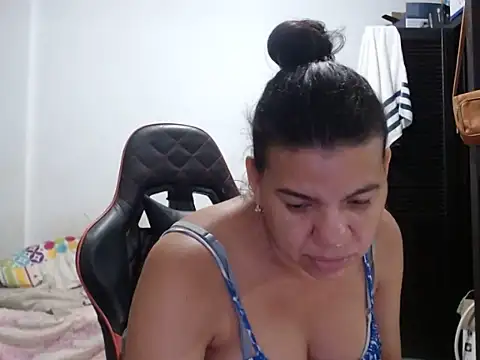 Chat XXX en directo de Adriana_0312