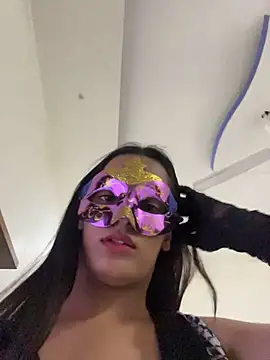 Priyanka011's Live XXX Chat