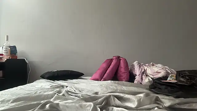 zahrabliss' Live XXX Chat
