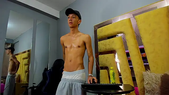 عرض كام EstebanValdezs