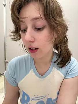 FroggyAnna's Webcam Show