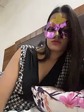 Priyanka011 Live XXX Chat