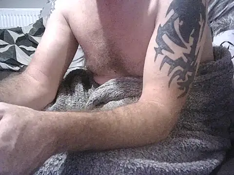 XXX chat uživo modela handyandyhandy