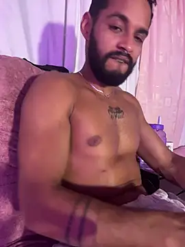 Chat XXX ao vivo de bigblack0111