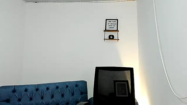 neron_vip Chat XXX in diretta