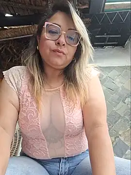 TaTikatucatira 现场XXX聊天