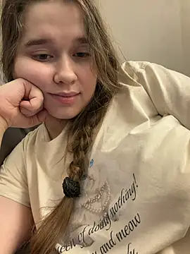 HornyGirlH Live XXX-chat