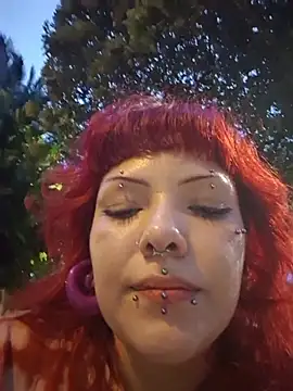 Sarah-Stoner's Live XXX Chat