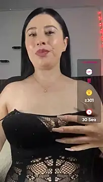 Emma_Hotkiss Adlı Modelin Canlı XXX Sohbeti