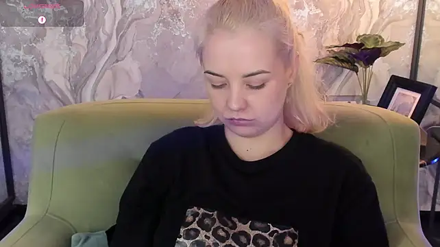 StephanieSweety's Live XXX Chat