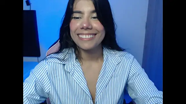 แชท XXX สดของ AlejandraScott