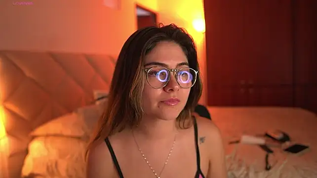 Chat XXX ao vivo de Lau_Bee