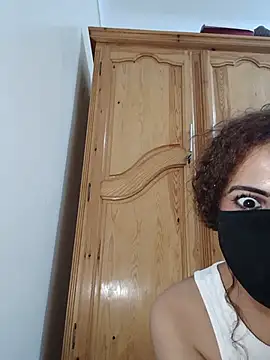 chochabella Adlı Modelin Canlı XXX Sohbeti