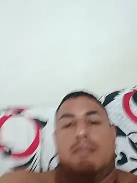 knox_zeque Show Webcam