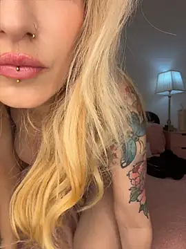 Molly_Johnson_uk XXX чат на живо