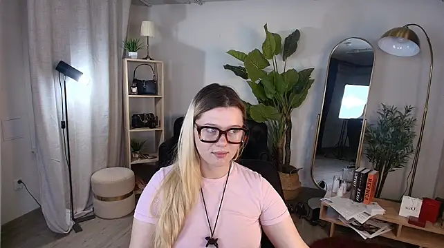 CelestineMauriac Live XXX-Chat