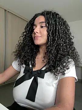 Chat XXX en directo de Curlyierr