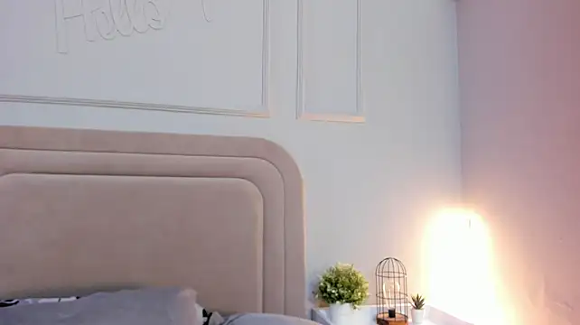 Kaylachannell: онлайн-секс-чат