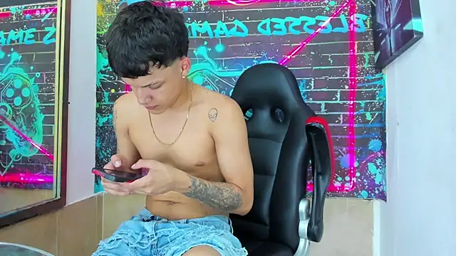 Chat XXX ao vivo de Apolo_Blessed