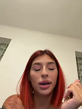 atomikitten Chat XXX live
