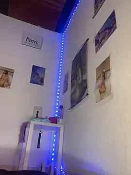 Astrid_Porno 现场XXX聊天