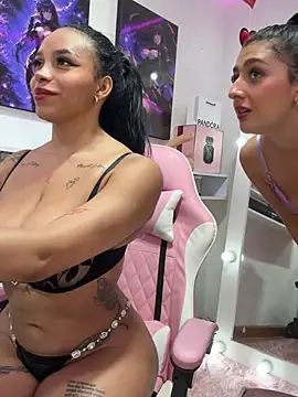 แชท XXX สดของ Madeleinesummerrr