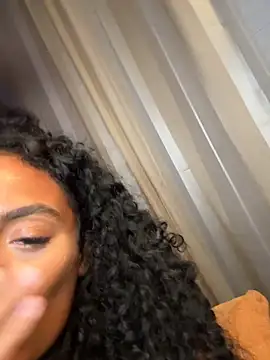 Latinamixn Live XXX chat