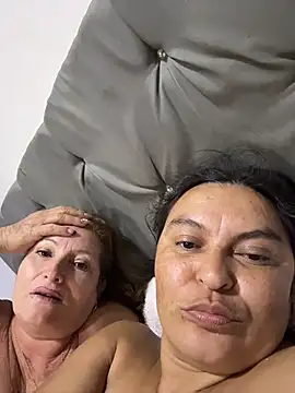 Horny-Mommy-Dirty 现场XXX聊天