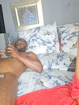 Petrossa Adlı Modelin Canlı XXX Sohbeti