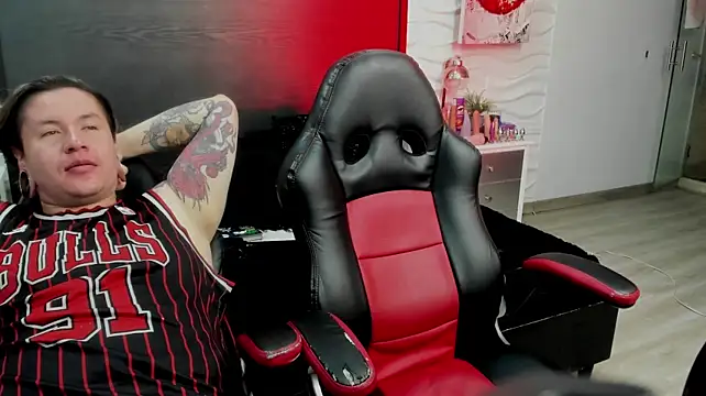 inkedsinners_ 现场XXX聊天