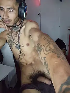 Tattoboy19cm's Live XXX Chat