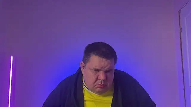 XXX chat uživo modela chubby_daddy