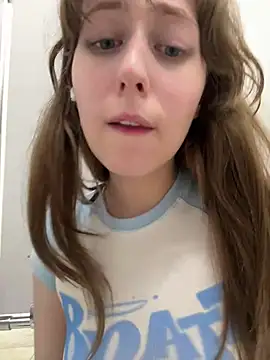 Chat XXX en directo de FroggyAnna